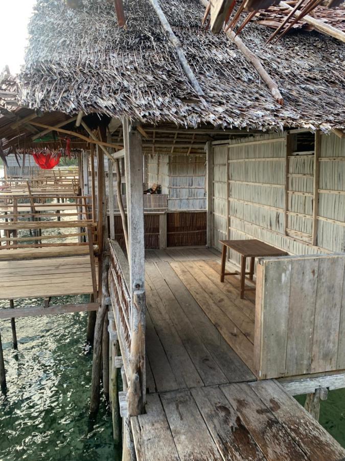 Firdas Bungalows Waisai Eksteriør billede
